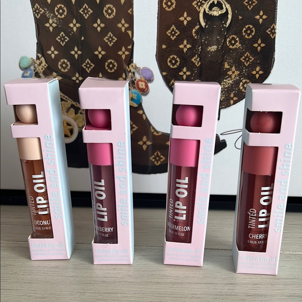Tinted Lip oil